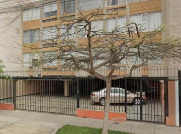 Departamento · 75m² · 2 Dormitorios · Venta de Departamento en Corpac, San Isidro