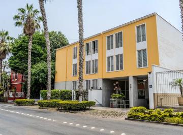 Departamento de 2 habitaciones, Lima · Exclusivo Duplex en Barranco con Terraza y Ubicacion Privilegiada