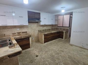 Casa · 206m² · 3 Dormitorios · 4 Estacionamientos · Vendo Linda Casa en Calle Morales Duarez N 1, San Borja.