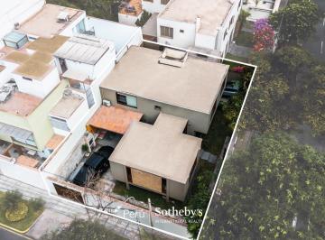 Terreno / Lote · 332m² · 4 Estacionamientos · Linda Casa en Excelente Esquina de 330 m², Excepcional Zona de San Isidro