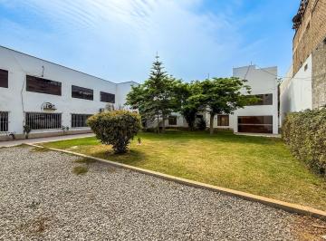Local comercial · 1357m² · 19 Dormitorios · 8 Estacionamientos · Alquiler de Local en Huachipa Lurigancho