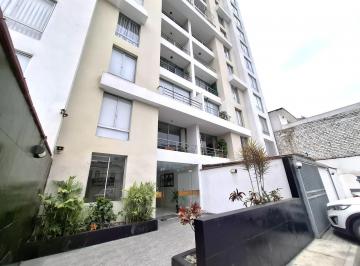 Departamento · 80m² · 3 Dormitorios · Venta de Flat de 3 Dorm. Límite San Isidro y Jesús María - Frente U. Pacífico