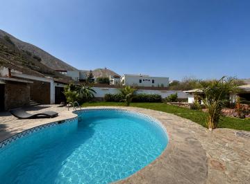 Terreno / Lote · 1600m² · Terreno de 1600 m² - Calle Cerrada - Oportunidad!