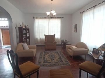 Casa de 6 habitaciones, Lima · Venta de Casa de 3 Pisos de 174 m² en Lince