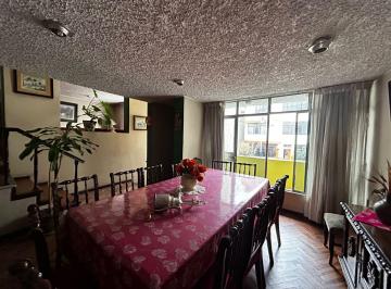 Casa · 450m² · 8 Dormitorios · Venta de Casa en Yanahuara