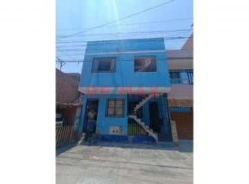 Casa de 8 habitaciones, Lima · Amplia Casa Familiar – Seguridad y Gran Potencial de Crecimiento
