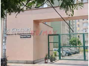 Departamento de 2 habitaciones, Lima · En Venta Departamento en Condominio Lo Girasoles - Comas