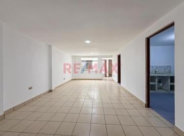 Departamento · 135m² · 3 Dormitorios · Flat Grande E Iluminado!