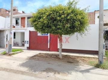 Casa · 60m² · 2 Dormitorios · 1 Estacionamiento · Se Vende Casa en La Alameda del Marquez en Cañete