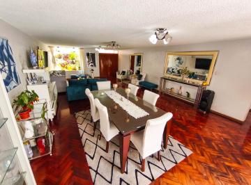 Casa · 453m² · 5 Dormitorios · 4 Estacionamientos · Venta de Casa en San Borja