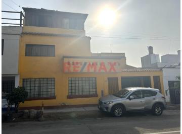 Terreno / Lote · 305m² · Terreno en Venta en Punta Hermosa, a Dos Cuadra de Playa Central