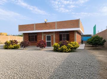 Casa de 3 habitaciones, Chincha · Venta de Casa de Campo en Chincha - 1,601 m² Potencial Desarrollo
