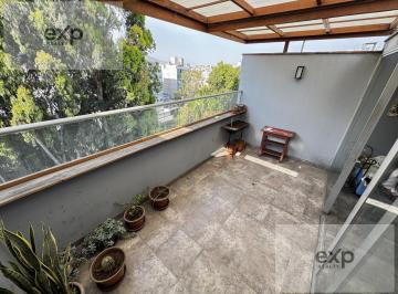 Departamento · 213m² · 6 Dormitorios · 1 Estacionamiento · Duplex en Venta San Borja - 203 m² + Cochera