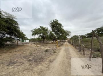 Terreno / Lote · 900m² · Terreno en Piura