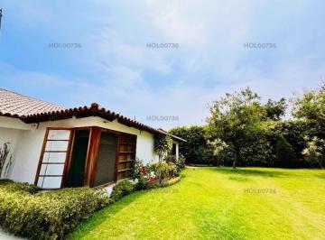 Casa · 1060m² · 4 Dormitorios · 18 Estacionamientos · Vendo Bella Casa en Calle Ibiza N 2, Urb. Sol de La Molina, La Molina