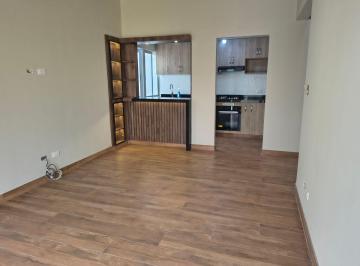 Departamento de 3 habitaciones, Lima · Vendo Dpto. de Estreno Remodelado Totalmente 3d La Campiña 3er Piso