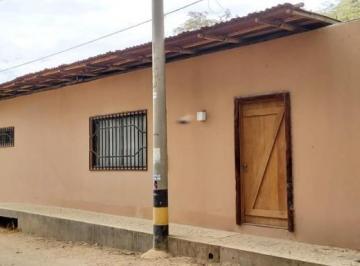 Casa · 102m² · 3 Dormitorios · 2 Estacionamientos · Vendo Bella Casa en Av Quebrada de Máncora N 1, Mancora