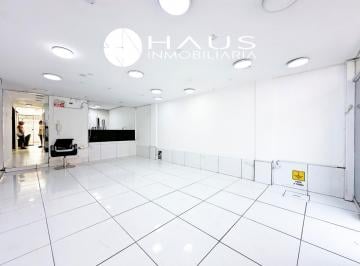 Local comercial · 120m² · Local en San Juan de Miraflores