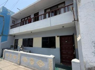 Casa de 7 habitaciones, Callao · Venta de Casa Como Terreno