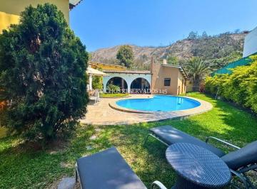 Casa de 5 habitaciones, Lima · ¡Precio de Ocasión! con Exclusiva Ubicación Casa de At. 1,341 m² en Venta - La Pradera