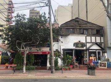 Casa · 300m² · 3 Dormitorios · Vendo Casa en Calle La Paz 6, Miraflores