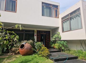 Casa en Venta de 5 habitaciones San Borja · Venta de Casa en San Borja – Mayorazgo / Chacarilla