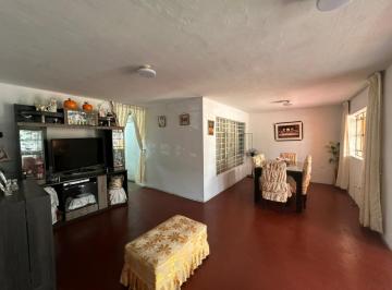 Casa · 128m² · 4 Dormitorios · 1 Estacionamiento · Casa en San Juan de Lurigancho