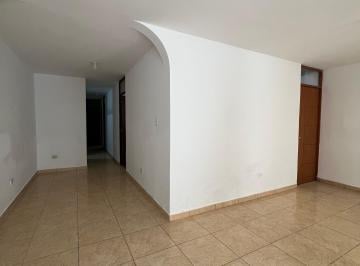 Departamento · 110m² · 3 Dormitorios · 1 Estacionamiento · Venta de Departamento en Primer Piso – Sagitario, Santiago de Surco