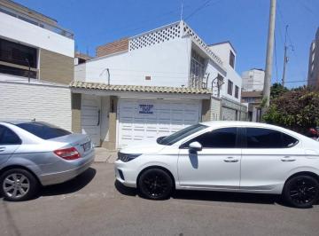 Casa en Venta de 4 habitaciones Barranco · Casa en Venta Barranco