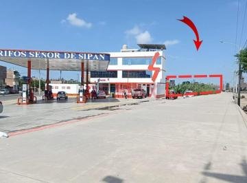 Terreno / Lote · 1396m² · Terreno en Venta Filo de Pista Av Las américas.(C. Delgado)