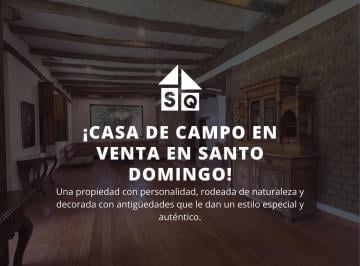 Casa · 600m² · 8 Dormitorios · 5 Estacionamientos · Casa en Santo Domingo