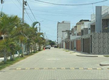 Terreno / Lote , Trujillo · Venta Terreno Esquina Condominio Porto Verde - Sol y Luz
