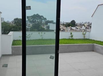 Departamento de 4 habitaciones, Lima · Triplex Moderno 4d Terraza Jardin No Paga Alcabala, Chama Cerca Av Benavides