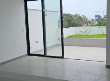 Departamento de 3 habitaciones, Lima · Amplio Duplex Surco con Jardin Sin Alcabala Cerca a Benavides