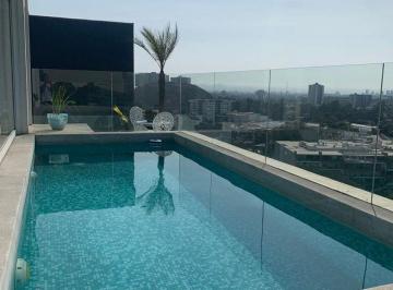 Departamento de 4 habitaciones, Lima · Duplex con 4 Habitaciones y Piscina en Venta en Cerros de Camacho