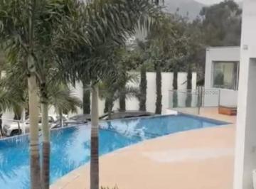 Casa · 2080m² · 8 Dormitorios · 12 Estacionamientos · Vendo Casa en Calle Leon Barandiarán N 7, Urb. La Planicie, La Molina