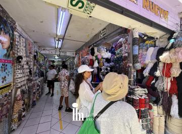 Local comercial en Venta La Victoria · Gamarra Local Comercial, Primer Piso, Puerta a Calle, Zona Alto Tránsito, a Media Cdra. Parque Canepa