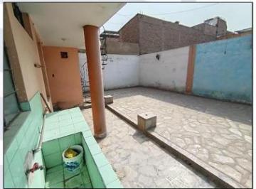 Casa · 231m² · 6 Dormitorios · 1 Estacionamiento · Vendo Casa en Tungasuca Carabayllo