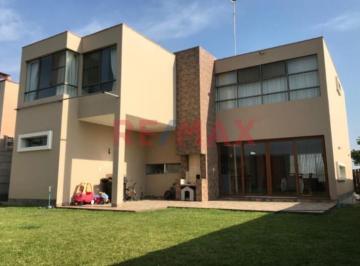 Casa de campo de 4 habitaciones, Chincha · Alquiler Casa de Campo en Condominio