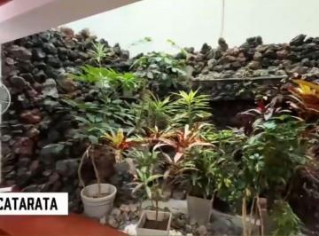 Casa de 4 habitaciones, Arequipa · Amplia Casa en Urbanización Privada de Cayma con Potencial Para Proyecto de Hasta 6 Pisos