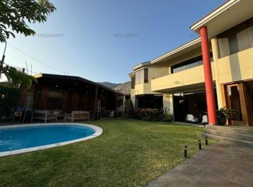 Casa · 455m² · 5 Dormitorios · 4 Estacionamientos · Venta Linda Casa Urb. La Planicie, La Molina