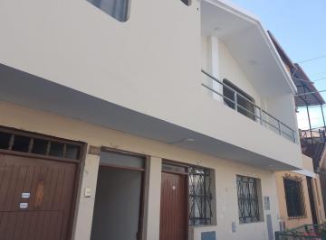 Casa · 178m² · Casa Remodelada en Venta