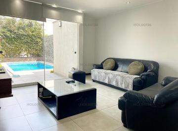 Casa · 605m² · 4 Dormitorios · 5 Estacionamientos · Vendo Bella Casa en Calle El Peñasco N 1, Urb. El Planicie, La Molina