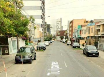 Casa · 385m² · 4 Dormitorios · Vendo Bonita Casa Como Terreno en Jirón Los Tulipanes N 1, Lince