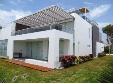 Casa · 240m² · 6 Dormitorios · Moderna Casa de Playa en Condominio Palabritas en Asia