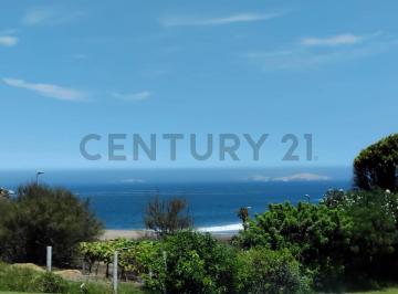 Casa · 145m² · 5 Dormitorios · Venta de Casa de Playa en Balneario Santa Rosa