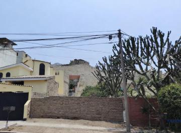 Terreno / Lote · 260m² · Venta de Terreno en Zona Exclusiva en Las Lomas de La Molina