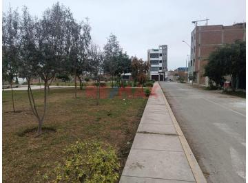 Terreno / Lote · 147200m² · Vendo Excelente Terreno en Esquina en Urb Villa Verde 3era Etapa - Pachacamac
