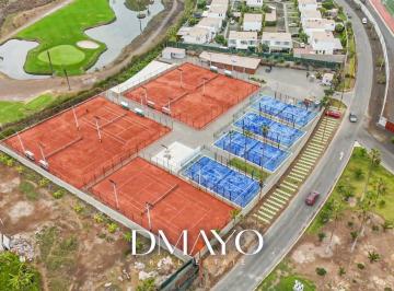 Local comercial · 7500m² · 38 Estacionamientos · Alquiler Local en Villa - Canchas de Paddle y Tenis Listos Para Funcionar
