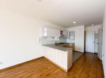 Departamento · 61m² · 2 Dormitorios · Venta Dpto, Av Tomas Marsano Cdra 21, Limite con Miraflores - 61 m - 02 Dormitorio